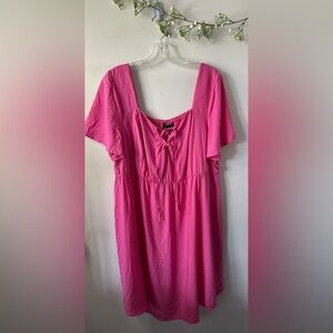 🆕 TORRID 2X ✨plus size Pink Dress short sleeve NWT